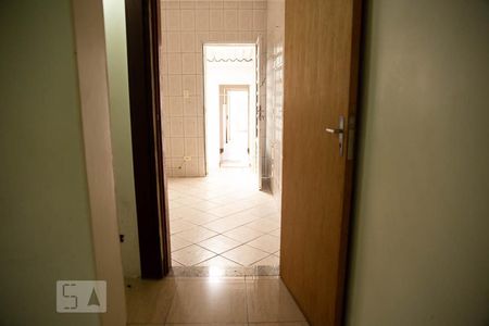 Corredor de casa à venda com 3 quartos, 176m² em Vila Brasilina, São Paulo