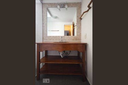 Apartamento à venda com 157m², 3 quartos e 3 vagasBanheiro suíte