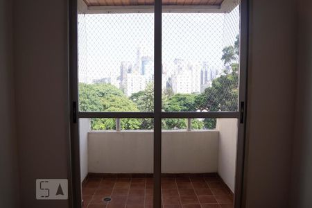Sacada de apartamento para alugar com 2 quartos, 56m² em Cidade Monções, São Paulo