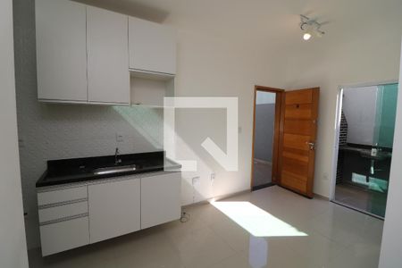 Sala/Cozinha de apartamento para alugar com 2 quartos, 48m² em Água Rasa, São Paulo
