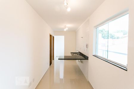 Sala e Cozinha de casa de condomínio para alugar com 2 quartos, 40m² em Água Rasa, São Paulo