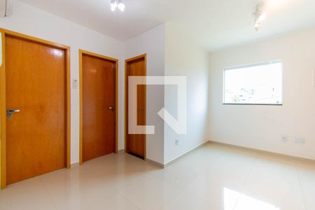 Sala de casa de condomínio à venda com 2 quartos, 40m² em Água Rasa, São Paulo
