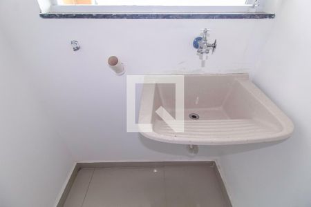 Casa de condomínio para alugar com 40m², 2 quartos e sem vagaÁrea de Serviço