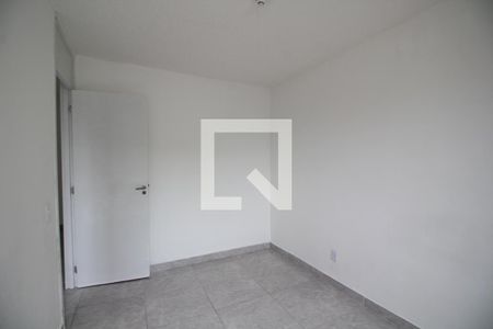 Quarto 1 de apartamento para alugar com 2 quartos, 55m² em Curicica, Rio de Janeiro