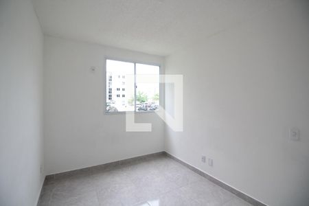 Quarto 1 de apartamento para alugar com 2 quartos, 55m² em Curicica, Rio de Janeiro