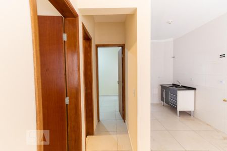 Corredor de apartamento para alugar com 2 quartos, 42m² em Cidade Antônio Estevão de Carvalho, São Paulo