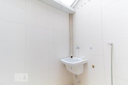 Área de Serviço de apartamento para alugar com 2 quartos, 42m² em Cidade Antônio Estevão de Carvalho, São Paulo