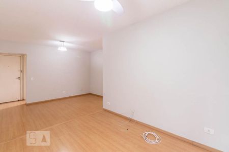 Sala de apartamento à venda com 2 quartos, 75m² em Vila Olímpia, São Paulo