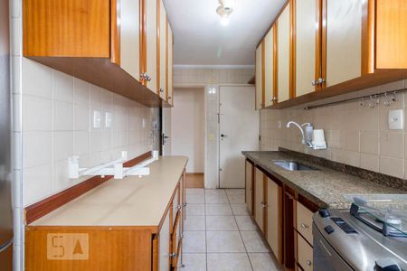 Apartamento à venda com 75m², 2 quartos e 1 vagaCozinha