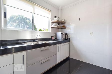 Apartamento à venda com 98m², 3 quartos e 2 vagasCozinha
