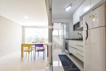 Apartamento à venda com 69m², 2 quartos e 1 vagaCozinha 