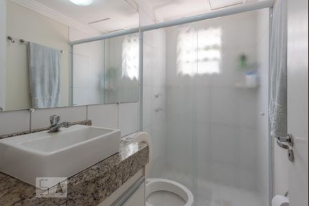 Banheiro de apartamento à venda com 1 quarto, 46m² em Vila Campos Sales, Campinas