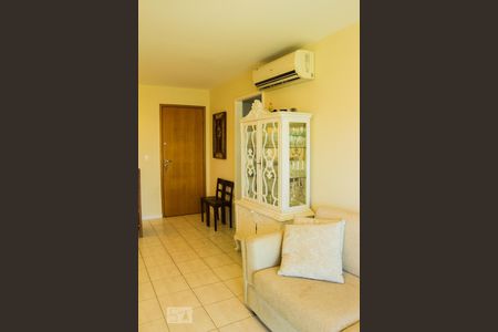 Sala de apartamento para alugar com 2 quartos, 73m² em Barra da Tijuca, Rio de Janeiro