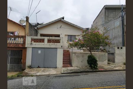 Casa para alugar com 50m², 1 quarto e sem vaga Casa para alugar com 50m², 1 quarto e sem vagaFachada