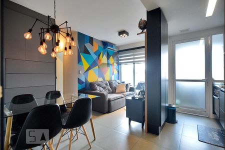 Sala de apartamento à venda com 2 quartos, 56m² em Vila Anastácio, São Paulo
