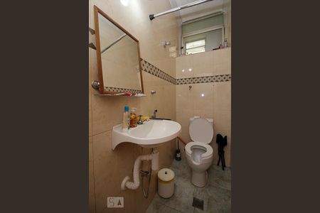 Casa à venda com 300m², 3 quartos e 4 vagasLavabo