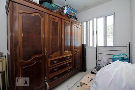 Casa à venda com 300m², 3 quartos e 4 vagasQuarto de Serviço