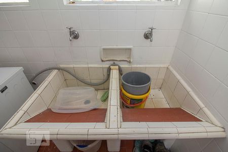 Casa à venda com 300m², 3 quartos e 4 vagasDetalhe área de serviço