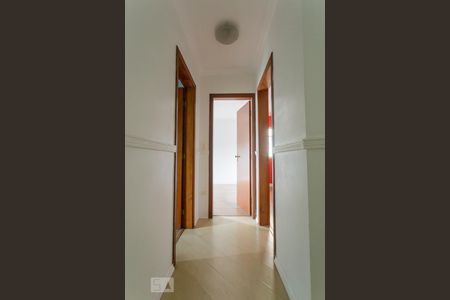 Apartamento à venda com 98m², 3 quartos e 2 vagas Apartamento à venda com 98m², 3 quartos e 2 vagasBanheiro Corredor