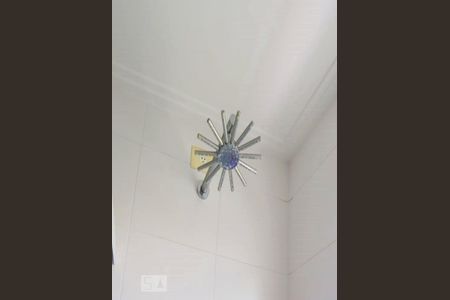 Casa à venda com 350m², 4 quartos e 3 vagasBanheiro 1