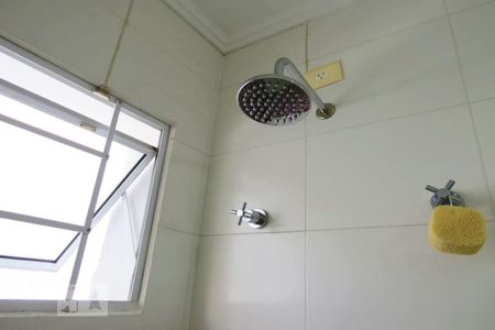 Casa à venda com 350m², 4 quartos e 3 vagasBanheiro 2