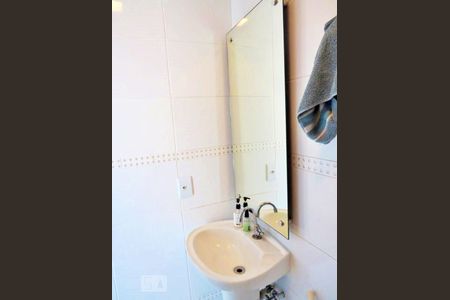 Casa à venda com 350m², 4 quartos e 3 vagasBanheiro 4 