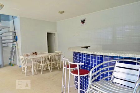 Casa à venda com 350m², 4 quartos e 3 vagasChurrasqueira