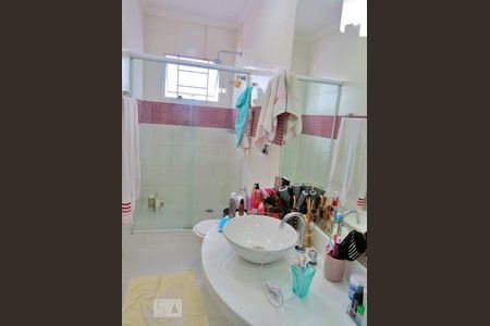 Casa à venda com 350m², 4 quartos e 3 vagasBanheiro 2