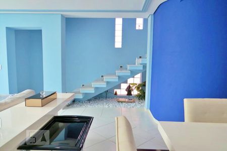 Casa à venda com 350m², 4 quartos e 3 vagasSala de TV