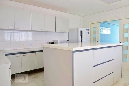 Casa à venda com 350m², 4 quartos e 3 vagasCozinha