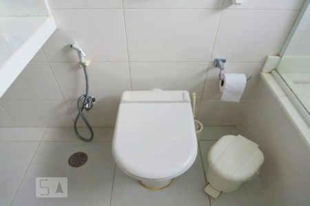 Casa à venda com 350m², 4 quartos e 3 vagasBanheiro 1