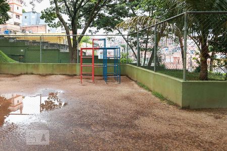 Apartamento para alugar com 45m², 1 quarto e 1 vaga Apartamento para alugar com 45m², 1 quarto e 1 vagaÁrea Comum - Playground