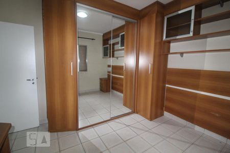 Quarto 1 armários de casa para alugar com 2 quartos, 100m² em Mauá, São Caetano do Sul
