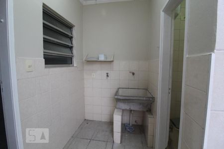 Casa para alugar com 100m², 2 quartos e 2 vagasÁrea de serviço