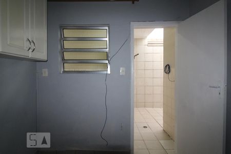 Casa para alugar com 100m², 2 quartos e 2 vagasQuarto de serviço