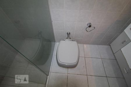 Casa para alugar com 100m², 2 quartos e 2 vagasBanheiro 1 social