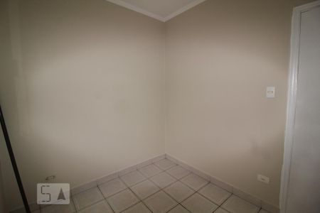 Casa para alugar com 100m², 2 quartos e 2 vagasQuarto 2