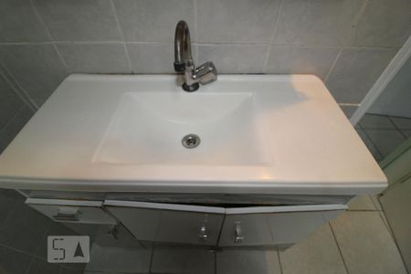 Casa para alugar com 100m², 2 quartos e 2 vagasBanheiro 1 social