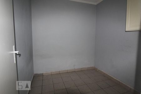 Casa para alugar com 100m², 2 quartos e 2 vagasQuarto de serviço