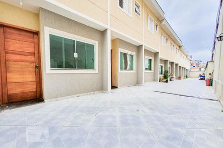 Casa de condomínio para alugar com 75m², 2 quartos e 1 vagaFachada