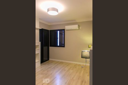 Quarto Suíte de apartamento para alugar com 3 quartos, 88m² em Trindade, Florianópolis