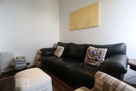 Sala de Tv de apartamento à venda com 4 quartos, 133m² em Jardim Olympia, São Paulo