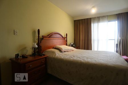 Apartamento à venda com 133m², 4 quartos e 2 vagasSuíte