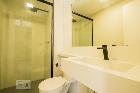 Banheiro de kitnet/studio para alugar com 1 quarto, 27m² em Campos Elíseos, São Paulo