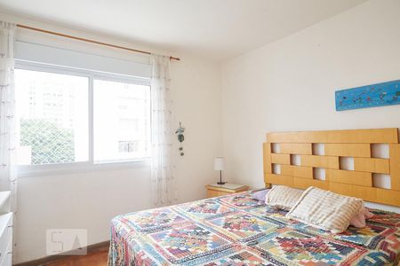 Quarto 1 de apartamento para alugar com 2 quartos, 67m² em Pinheiros, São Paulo