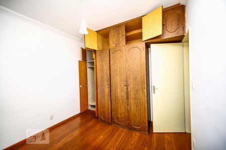 Quarto 1 de apartamento para alugar com 2 quartos, 65m² em Lagoinha, Belo Horizonte