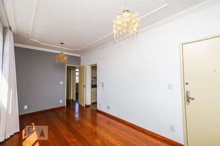 Sala de apartamento para alugar com 2 quartos, 65m² em Lagoinha, Belo Horizonte