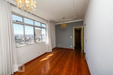Sala de apartamento para alugar com 2 quartos, 65m² em Lagoinha, Belo Horizonte