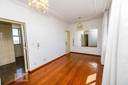Sala de apartamento para alugar com 2 quartos, 65m² em Lagoinha, Belo Horizonte