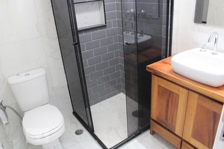 Banheiro da Suíte de apartamento para alugar com 3 quartos, 82m² em Vila Pompéia, São Paulo